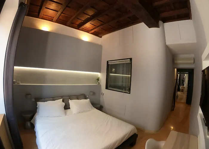 Delle Grotte